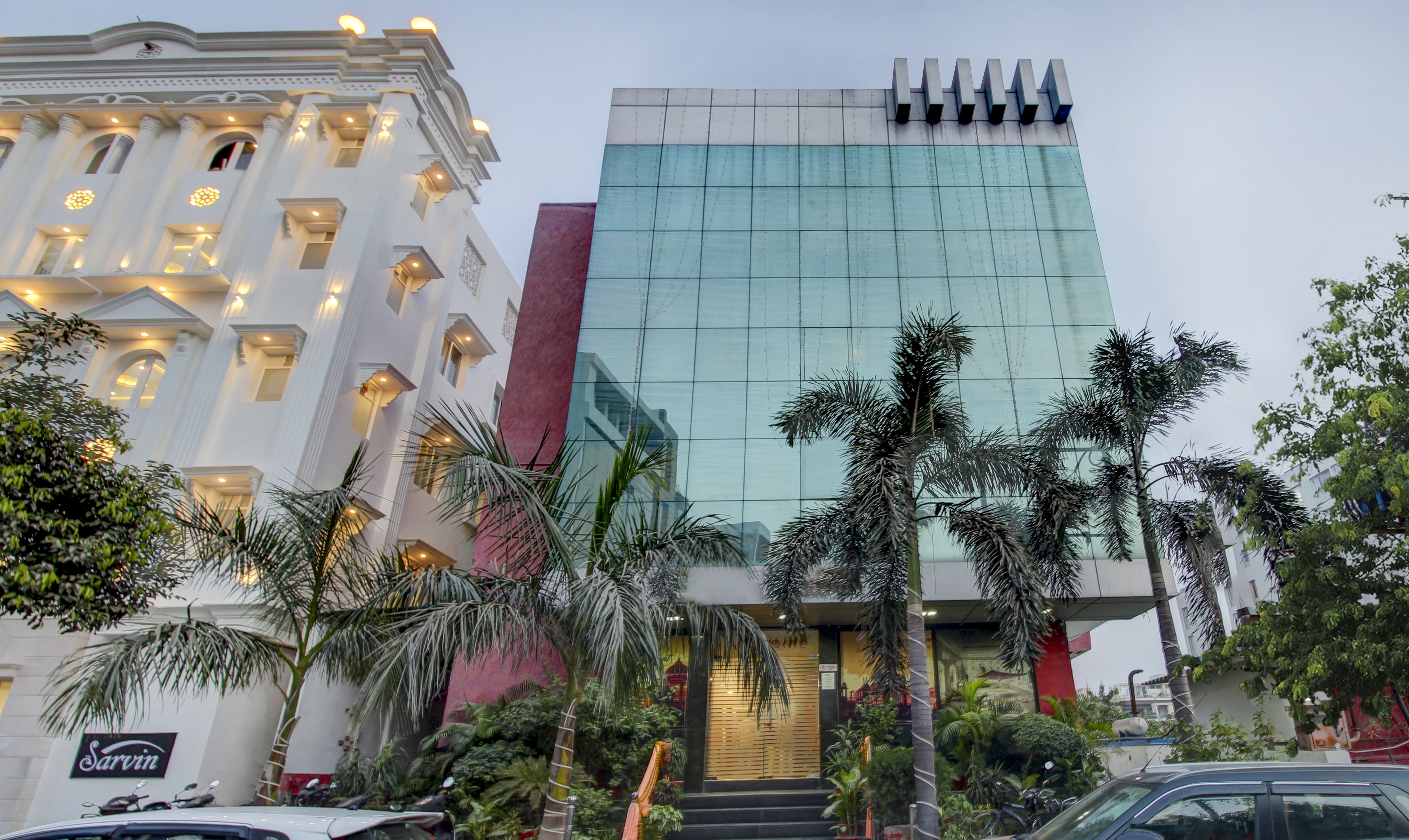 best luxury hotels in lucknow
